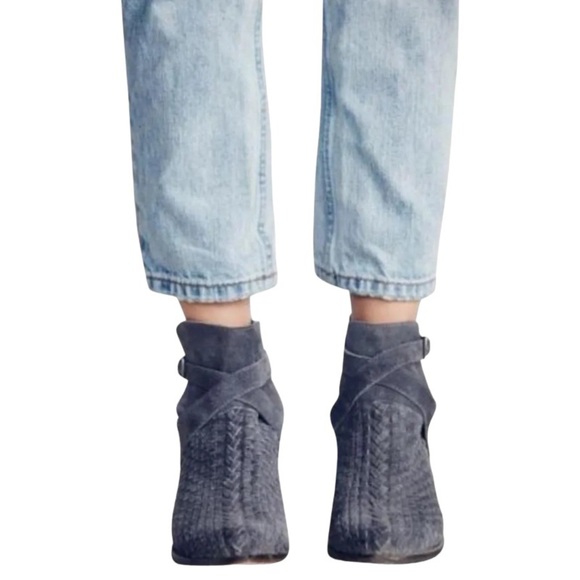 NIB $198 Free People Booties 8 Gray Yellowstone Western Hand Woven Leather 38 - Picture 6 of 16